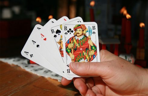Фулл хаус в покере — как правильно разыгрывать и когда его следует опасаться